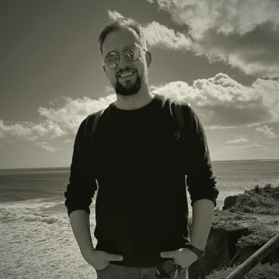 Lukasz Wedel — Chief AI Persona Officer